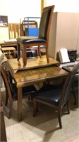 Dining table with four chairs and one leaf, small