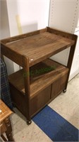 Oak kitchen server cabinet with two shelves into