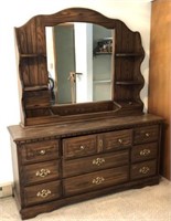 Bedroom Dresser & Vanity Mirror Set