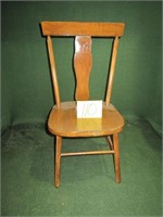 SMALL DOLL CHAIR 19.5" OVERAL HEIGHT