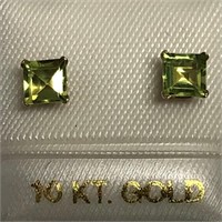 $120. 10KT Gold Peridot Earrings