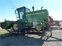 JD 4890 SP WINDROWER