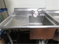 33" SINGLE COMPARTMENT SS DEEP SINK