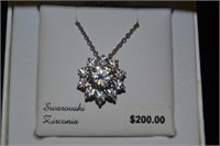 STERLING AND SWAROVSKI SNOWFLAKE PENDANT NECKLACE