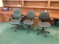 (3)office chairs