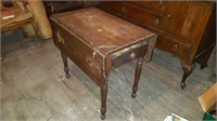 Oak drop leaf table with drawer