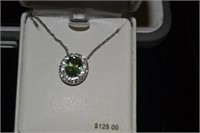 STERLING GREEN GEM PENDANT NECKLACE 15CM