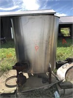 open top stainless tank w/ damage