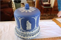 Large Covered Dish Wedgewood, blue and white