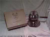 Stainless Foundue Pot and Heating unit in box