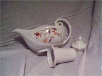 Hall's Superior Franciscan Aladdin Tea Pot