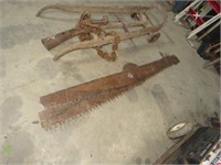 GROUP OF SAW BLADES- THIS ITEM IS AT RG MASON