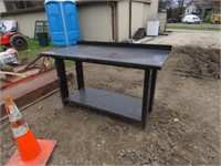 UNUSED 4FT METAL WORK STATION - MADE IN USA THIS