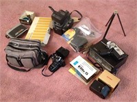 (1) Lot of miscellaneous cameras