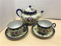 Royal Nippon Teapot With 2 Cups & Saucers