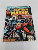 Captain Marvel #33 - VG/FN

OF