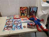 12 Spiderman & Marvel items