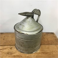 Rega 4 1/2 Oil Jug