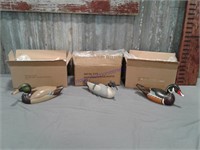 Ducks Unlimited wooden duck decoys(3), for display
