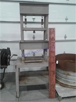 Metal press frame, 6.5 ft tall