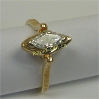 14kt Gold Textured Ring With Diamond
