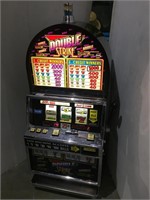 Double Strike slot machine