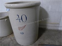 40 gal stoneware crock - cracked - buyer moves