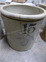 15 gal stoneware crock - cracked - buyer moves