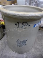12 gal stoneware crock - cracked - buyer moves