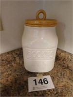 Ceramic "Wide Mouth Jar" cookie jar