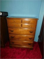 Chest of drawers, 32" x 18" x 41"H