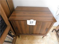Small record cabinet w/ sliding doors, 22 1/2" x