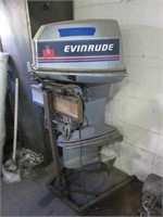 EVINRUDE 90-4 BOAT MOTOR W/ STAND