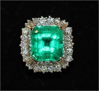Lady's Platinum Natural Columbian 11.5 ct Emerald