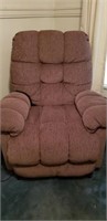 Lift Chair Recliner by Best Home Furnishings