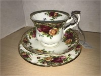 Royal Albert - Old Country Roses 3 Pc Setting