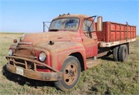 1952 International L-60 Grain Truck