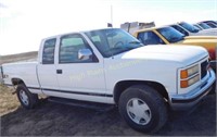 1997 GMC 1500 Extended Cab Pickup, 308,694 Miles