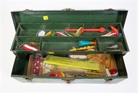 Metal tackle box with contents: plugs, spoons,