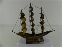 VENERIA HORN CARVED MODEL SHIP