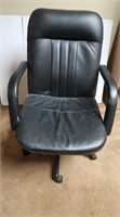 Padded Office Chair w/Wheels