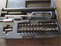 MAGNA 29pc. Tamper Resistant Screw Kit