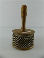 HAND HELD BEADED SHAKER