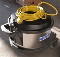 Euroclean GD930 vacuum