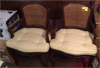 Lot of two chairs