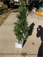 3 ft christmas tree