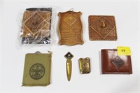 GROUPING: BSA COLLECTIBLES PLAQUES, MATCH HOLDER,