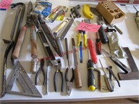 Approx 37 pcs misc tools: pliers, pry bars, files,
