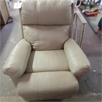 RECLINER FAUX LEATHER LIKE NEW