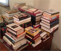 (1) Lot of books